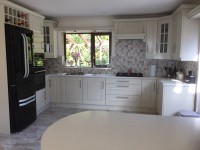 Hampton painted mussel kitchen by Barrettkitchens,milford