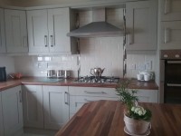 Painted Dakar kitchen with walnut worktop